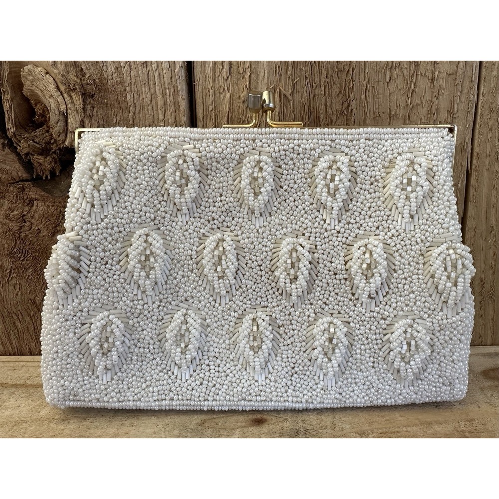 VTG La Regale Beaded Purse Evening Bag Clutch Silk Lined Wedding